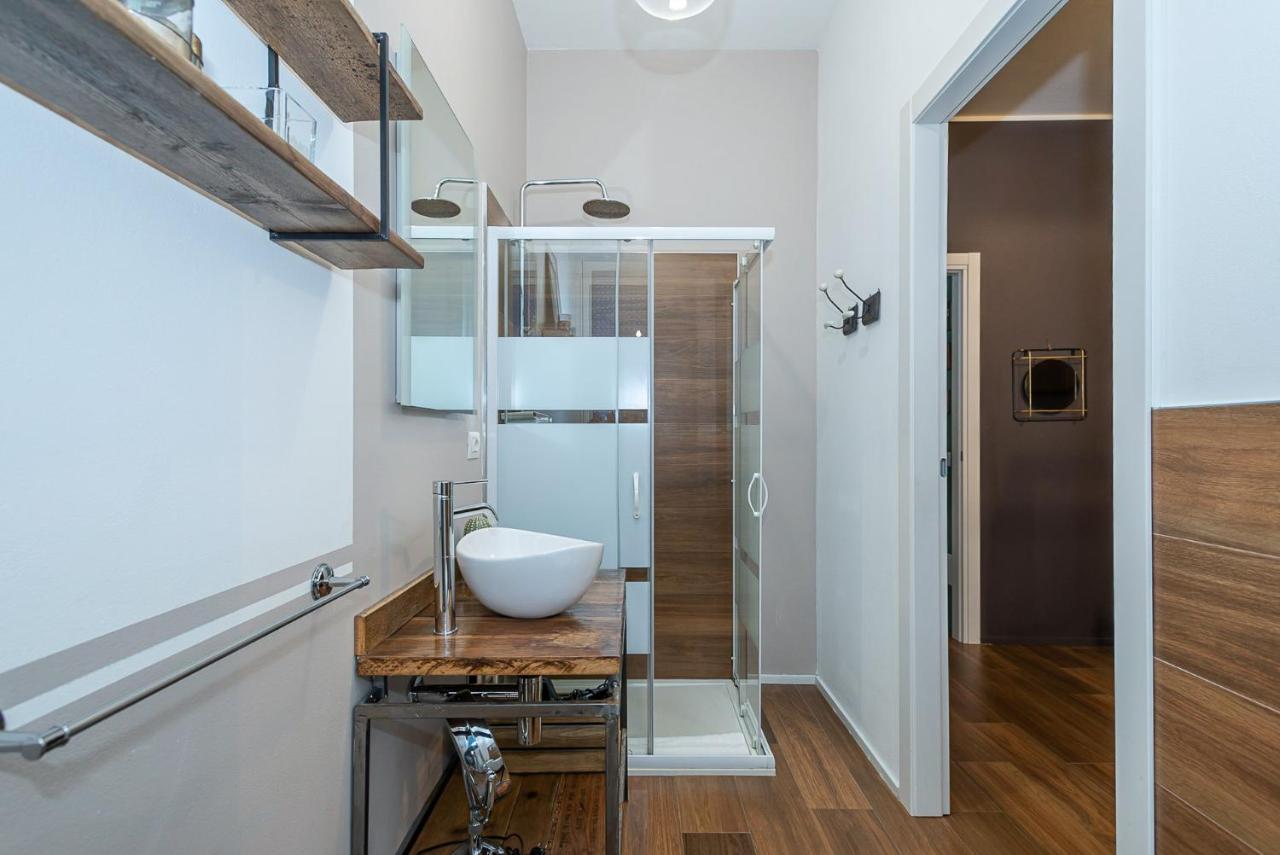 Happy Travelers Apartment By Holiday Solutions Como Luaran gambar
